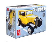 1932 Ford Tudor Sedan 'Street Rod' 1:25 Model Kit