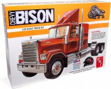 Chevrolet Bison Conventional Tractor 1:25 Model Kit