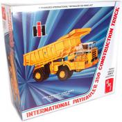International Payhauler 350 Construction Truck 1:25 Model Kit