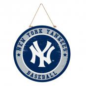 New York Yankees 18x18 Round Wood Sign With Hanging Rope